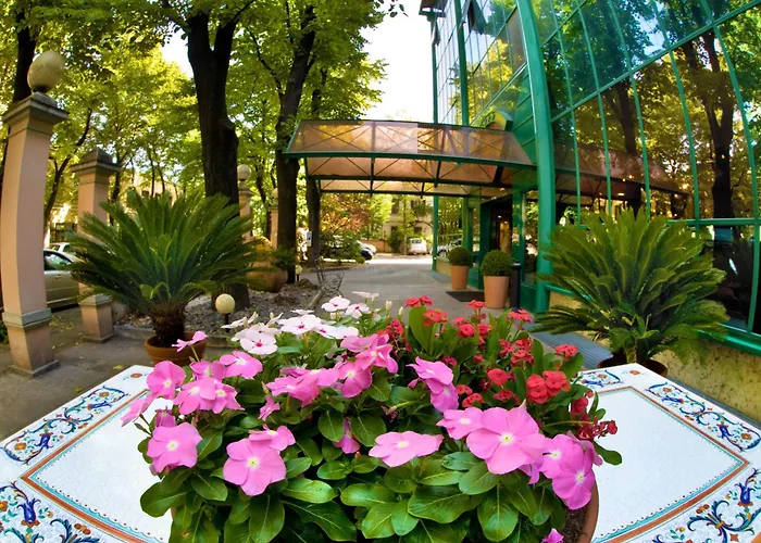 호텔 Michelangelo 포를리