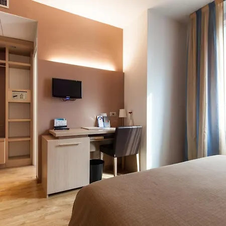 מלון Michelangelo פורלי